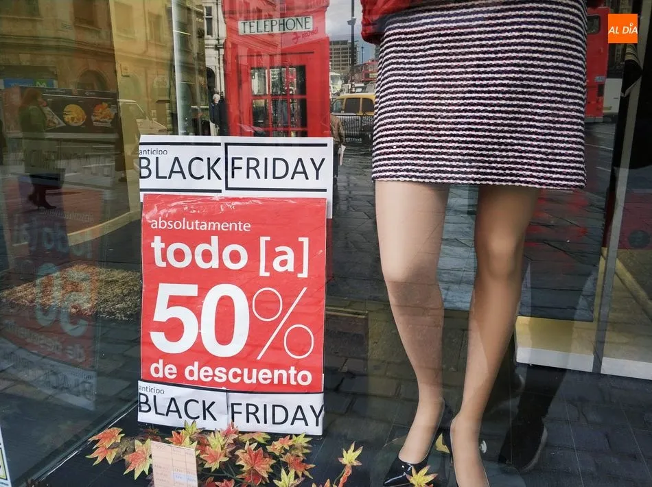 Foto 4 - M&aacute;s de 100 comercios salmantinos se unen a los descuentos del &lsquo;Black Friday&rsquo;