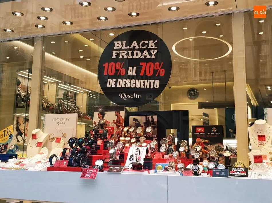 Foto 2 - M&aacute;s de 100 comercios salmantinos se unen a los descuentos del &lsquo;Black Friday&rsquo;