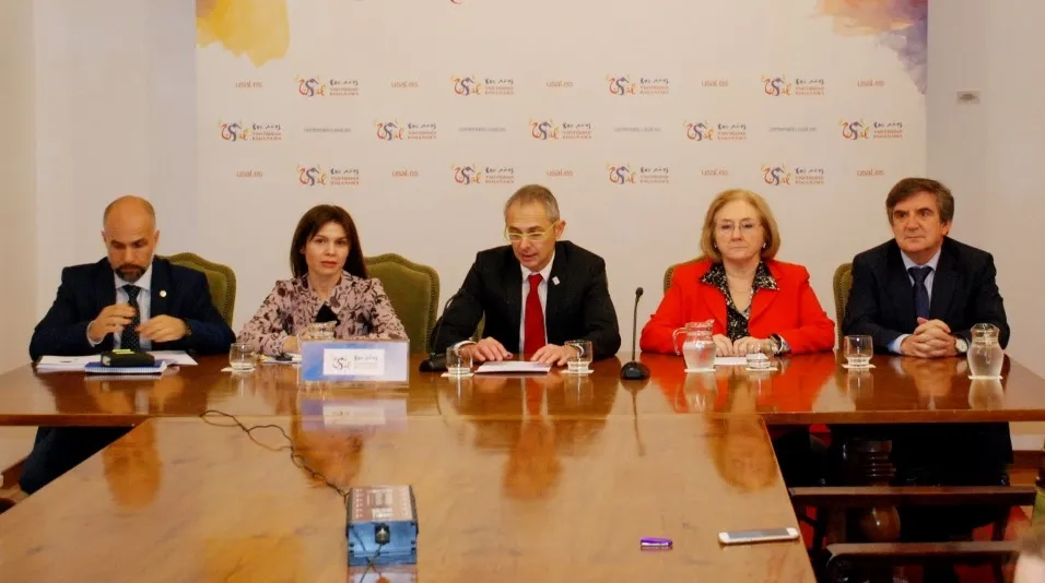 Rueda de prensa del rector, Ricardo Rivero, tras el Consejo de Gobierno