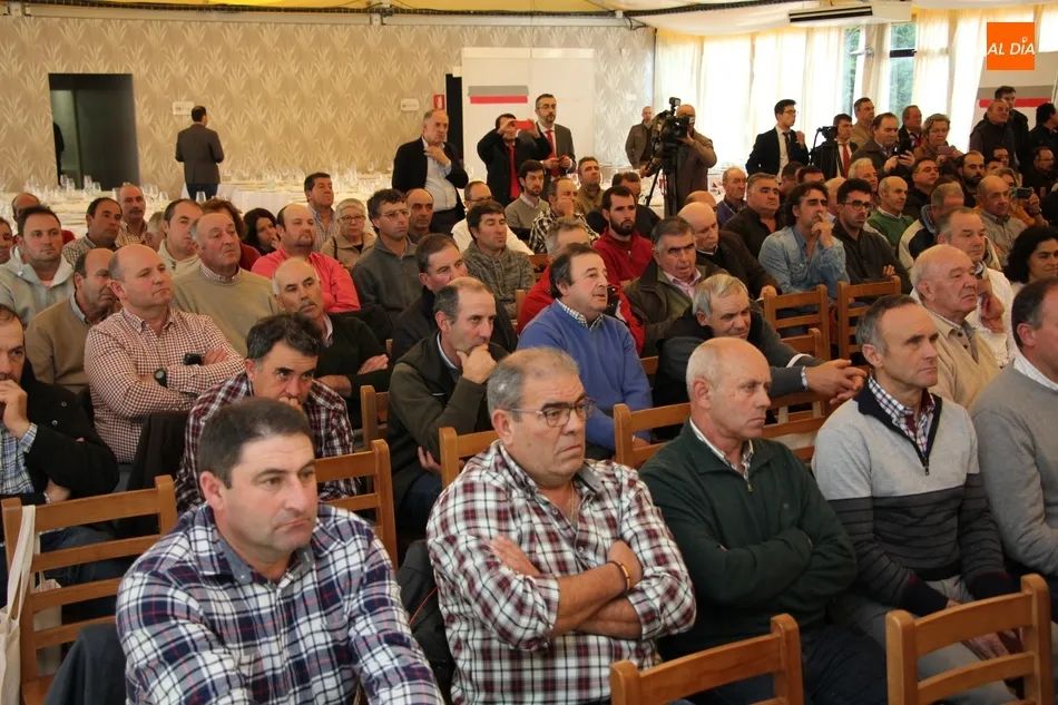 Foto 6 - Dehesa Grande conf&iacute;a en sus socios para seguir creciendo y matenerse como&nbsp;referente en el&nbsp;vacuno ...