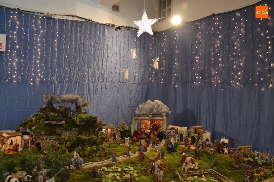 Foto 3 - La Navidad mirobrigense recupera seis a&ntilde;os despu&eacute;s el macrobel&eacute;n de Pat&eacute; La Charra  