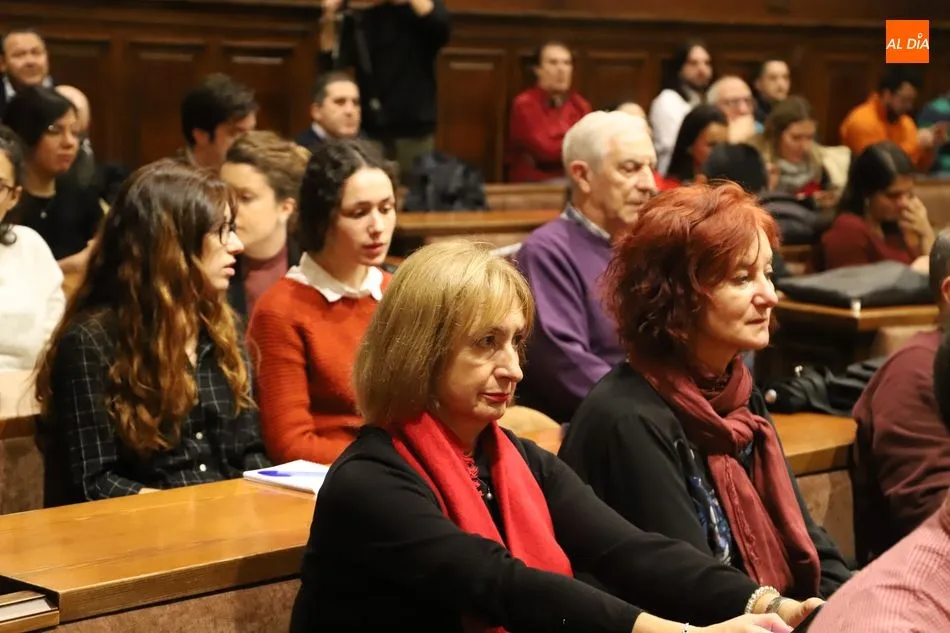 Foto 2 - El ciclo &lsquo;Di&aacute;logos sobre Catalu&ntilde;a&rsquo; ofrece un debate entre Gonzalo Quintero&nbsp;y Guillermo...