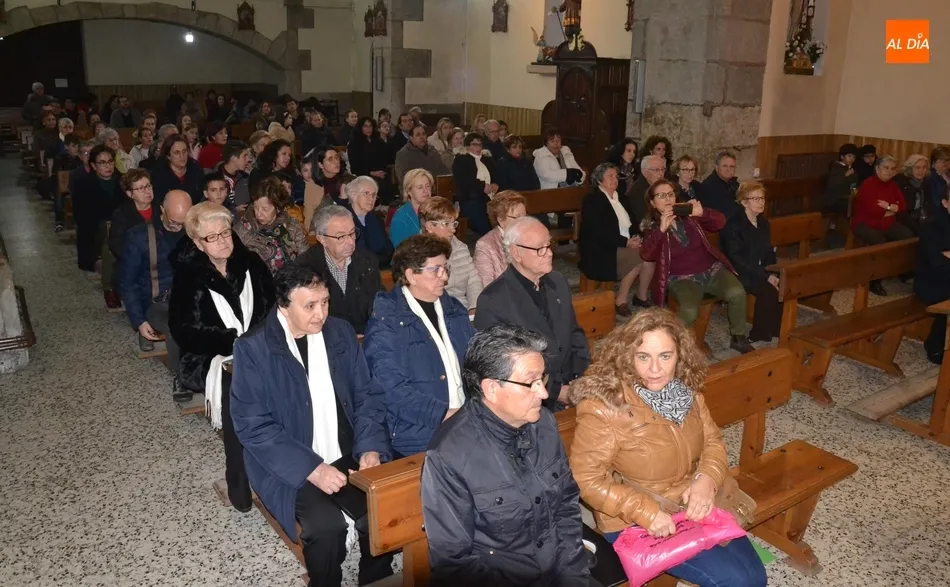 Foto 6 - Dan inicio las novedosas fiestas de la Parroquia de San Andr&eacute;s en honor al Santo que le da nombre  