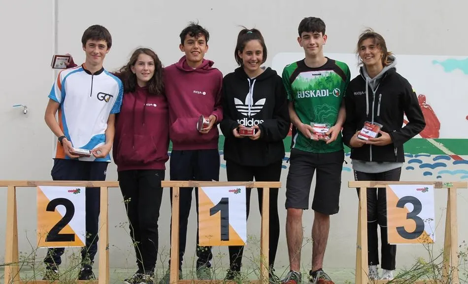 Foto 5 - Lara Garc&iacute;a, campeona de la Liga de Castilla y Le&oacute;n de Sprint  