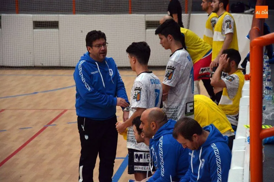 Tomás de Dios, durante el transcurso de un partido