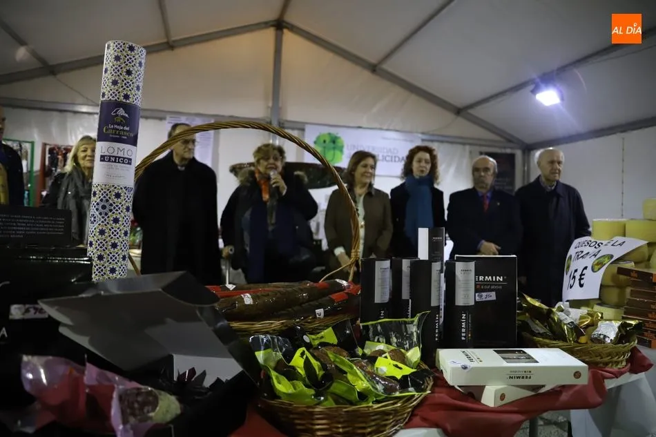 Gente en el Rastrillo / Fotos: Lydia González