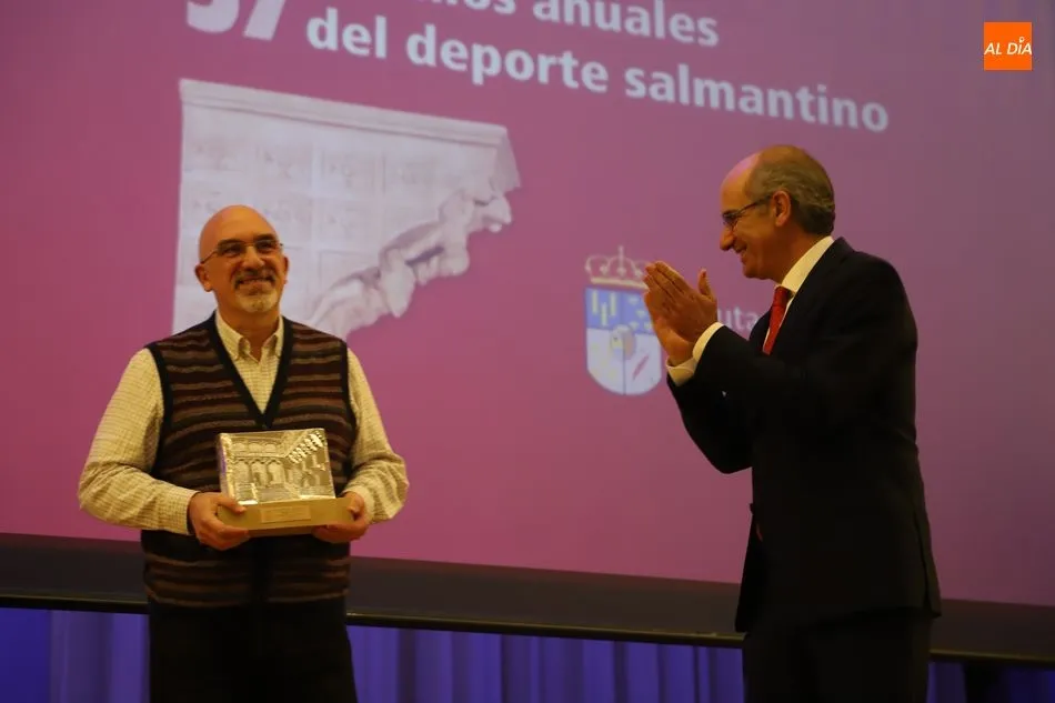 Foto 5 - &Aacute;lvaro de Arriba conquista la Salina de Oro en los&nbsp;57&ordm; Premios Anuales del Deporte Salmantino  