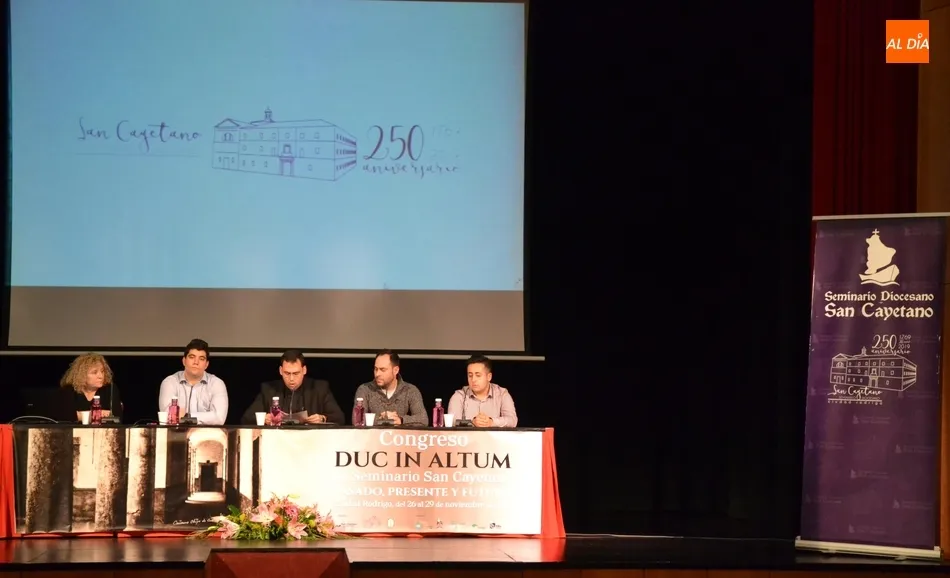 Foto 9 - El Seminario se reivindica como &ldquo;foco de luz y esperanza en esta tierra tan alejada&rdquo;  
