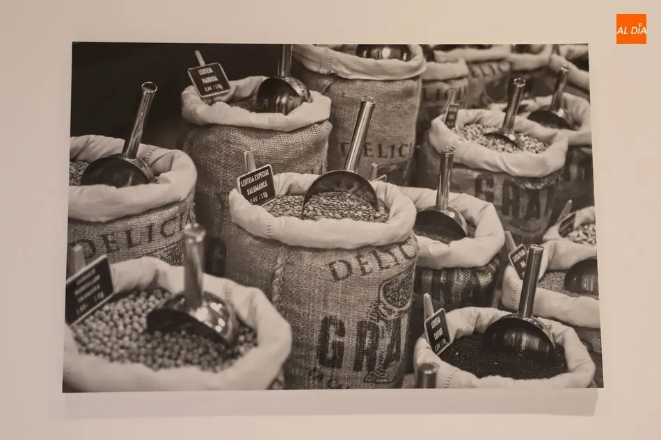 Foto 3 - &Aacute;ngel Centeno expone en el Museo del Comercio salmantino una muestra fotogr&aacute;fica sobre la...