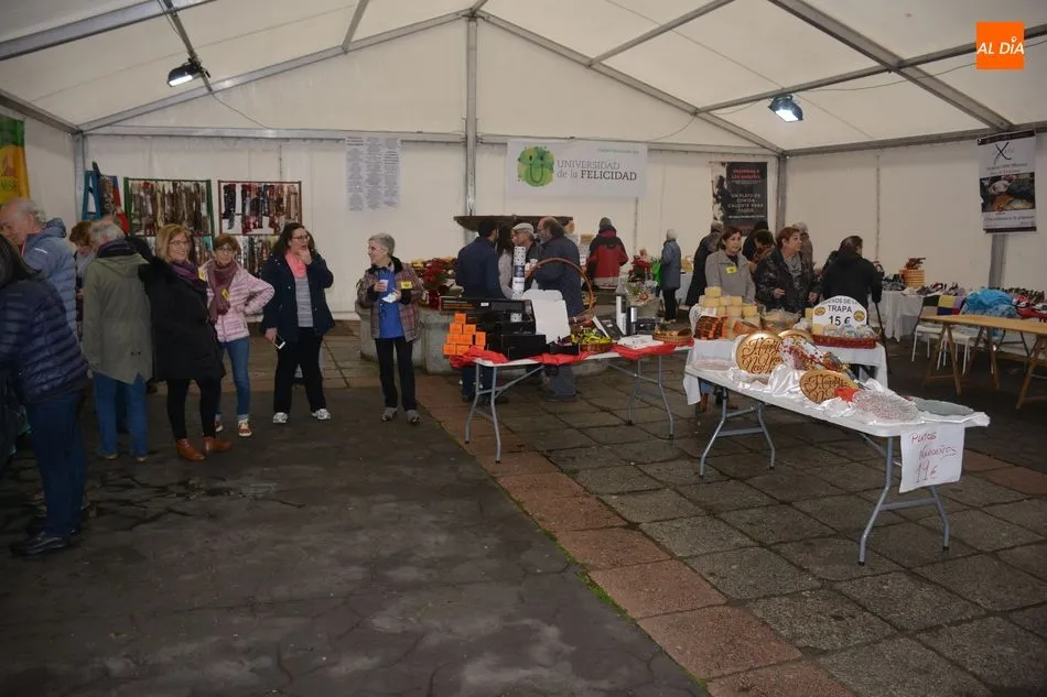Foto 11 - El Rastrillo del Comedor de los Pobres, solidaridad con los m&aacute;s necesitados
