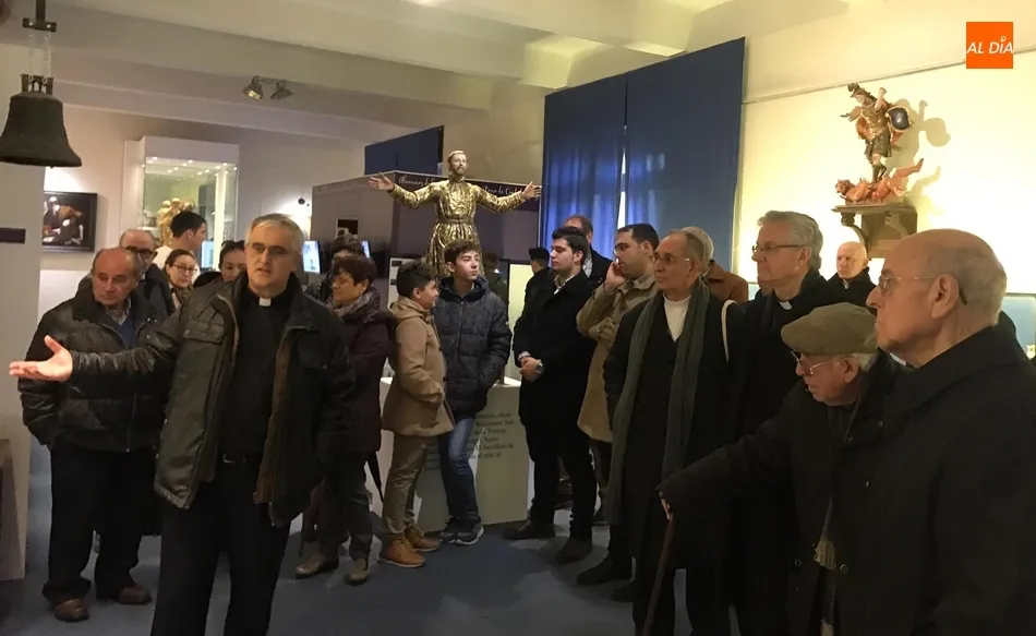 Foto 4 - La exposici&oacute;n &lsquo;Gracias. 7.000 historias y m&aacute;s&rsquo; queda para la posteridad con la edici&oacute;n de un ...