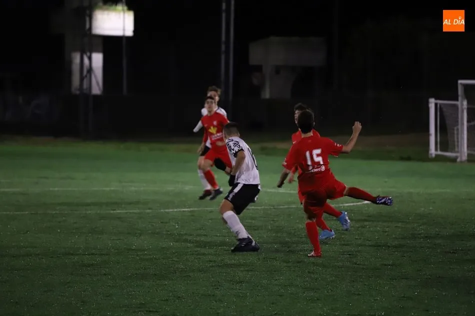 Foto 4 - Resultados, clasificaciones e im&aacute;genes del f&uacute;tbol base regional  