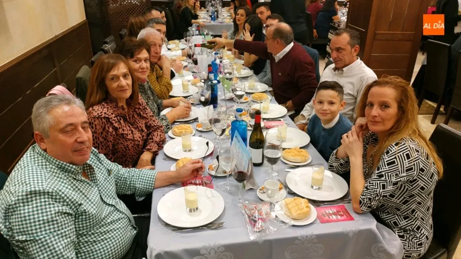 Foto 2 - Guijuelo vive su segunda cena ben&eacute;fica contra el c&aacute;ncer