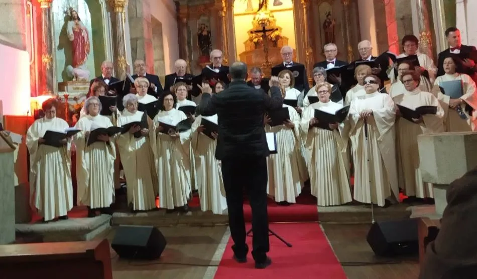 La Coral Dámaso Ledesma participa en Almeida en un Encuentro de Corales Luso-Espanhol  