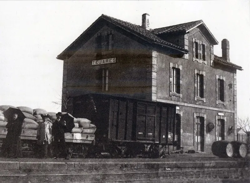 Foto 4 - Tejares y su antigua estaci&oacute;n de tren
