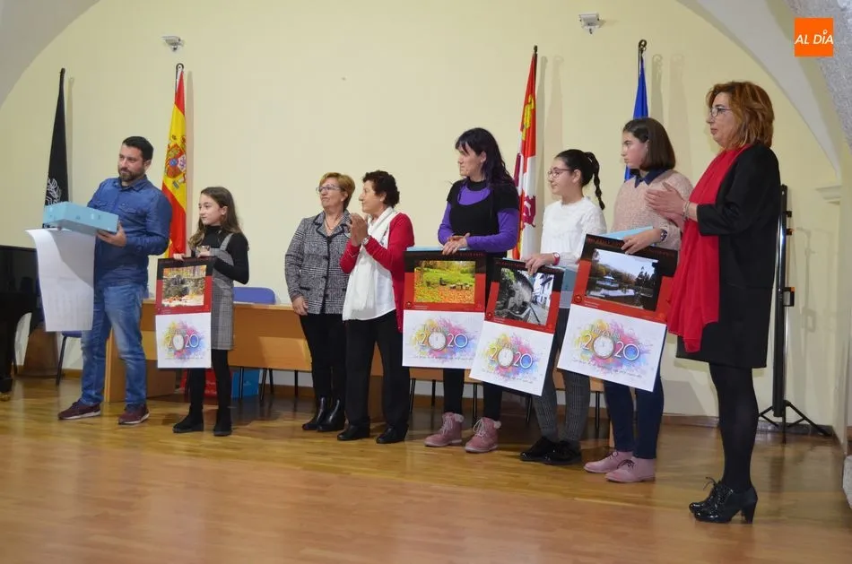 Foto 4 - La Hermandad de Jes&uacute;s Nazareno entrega los premios a los ganadores del Rally Fotogr&aacute;fico Solidario