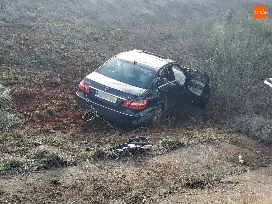 Foto 6 - Un conductor kamikaze circula varios kil&oacute;metros por la A-62 y provoca al menos un accidente