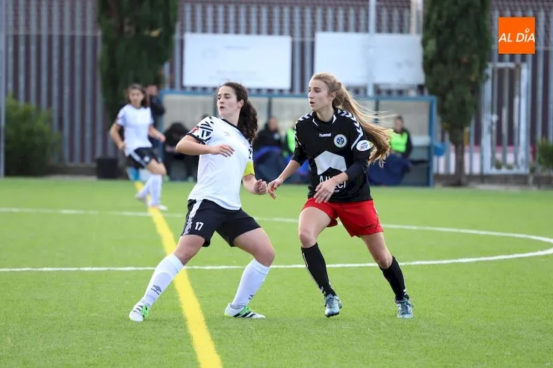Acción del encuentro entre el Salamanca UDS Femenino y el Torrelodones / Lydia González