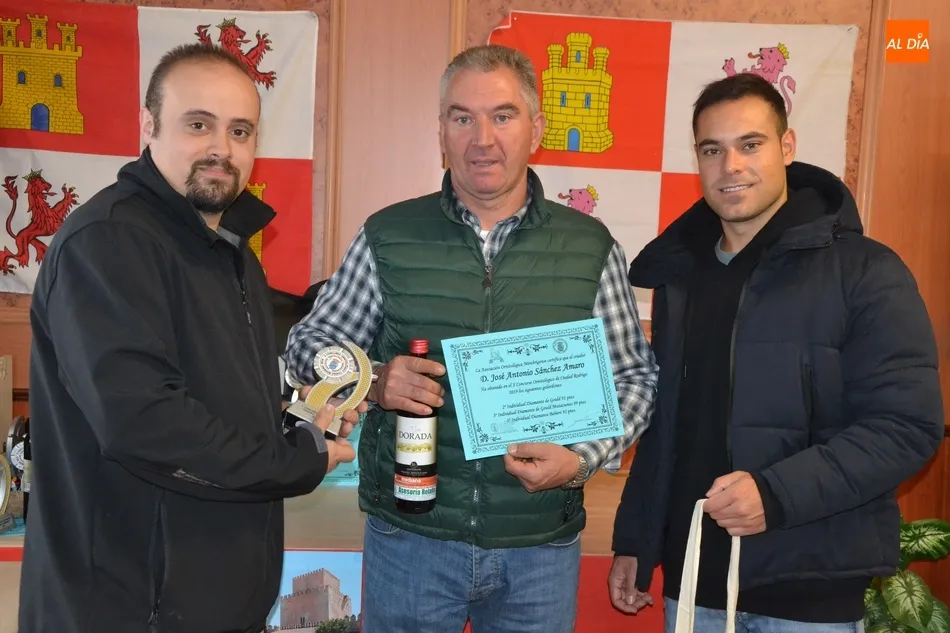 Foto 5 - La Exposici&oacute;n Ornitol&oacute;gica se clausura con la entrega de premios y reconocimientos a 64 criadores ...
