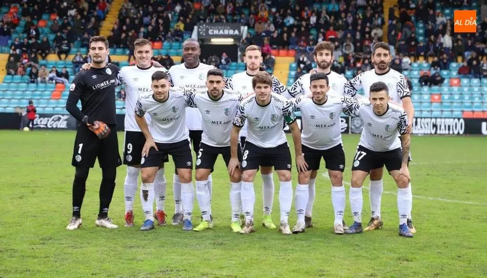 Primer once del Salamanca UDS en la etapa de Larrazábal como entrenador. Foto de Lydia González