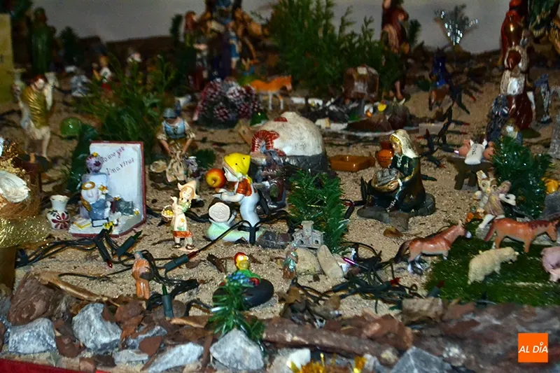 Foto 3 - Del pesebre y el portal a los Simpson o los Minios: as&iacute; es el Bel&eacute;n del &ldquo;todo vale&rdquo; en la...