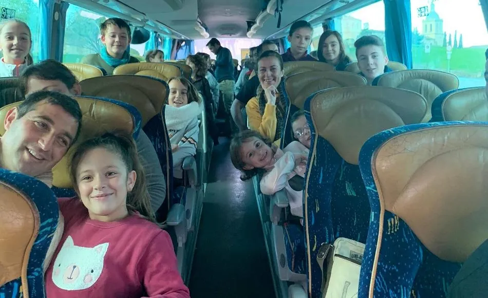 Foto 3 - Medio centenar de personas disfruta de Monsagro de la mano de la AMPA del Colegio Mir&oacute;briga  