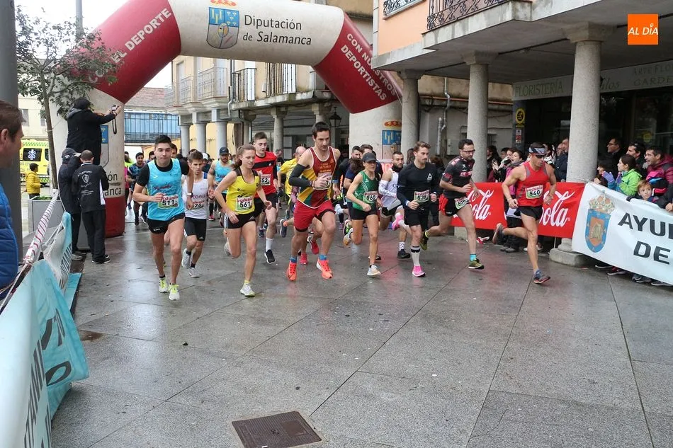 En torno a un centenar de deportistas participaron en la VIII Jamón Veloz de Guijuelo