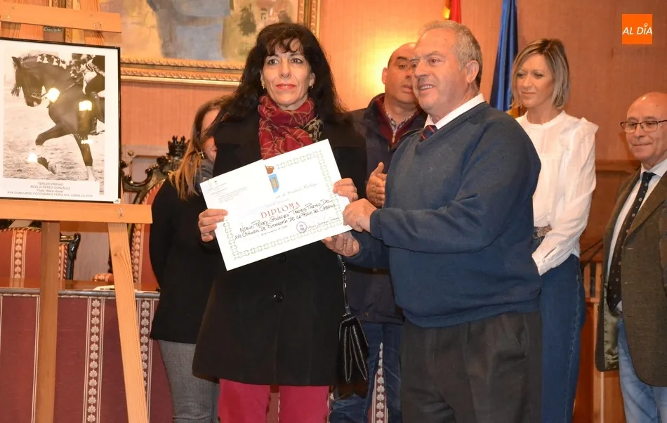 Foto 2 - Los ganadores del Concurso de Fotograf&iacute;a de la Feria del Caballo reciben sus premios  