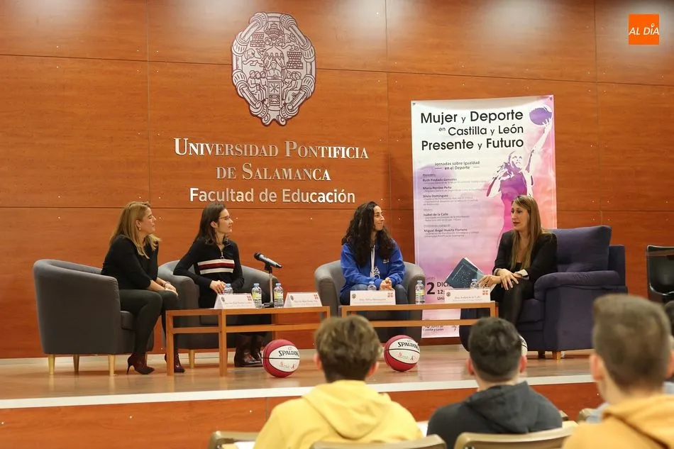 Foto 8 - Mujer y deporte, a debate en la Universidad Pontificia de Salamanca