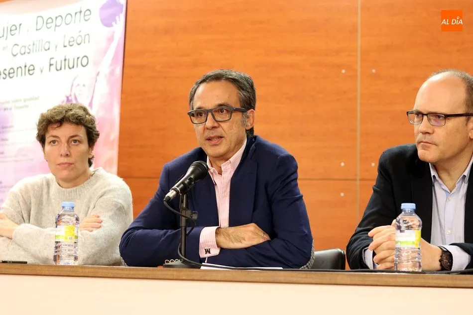 Foto 4 - Mujer y deporte, a debate en la Universidad Pontificia de Salamanca