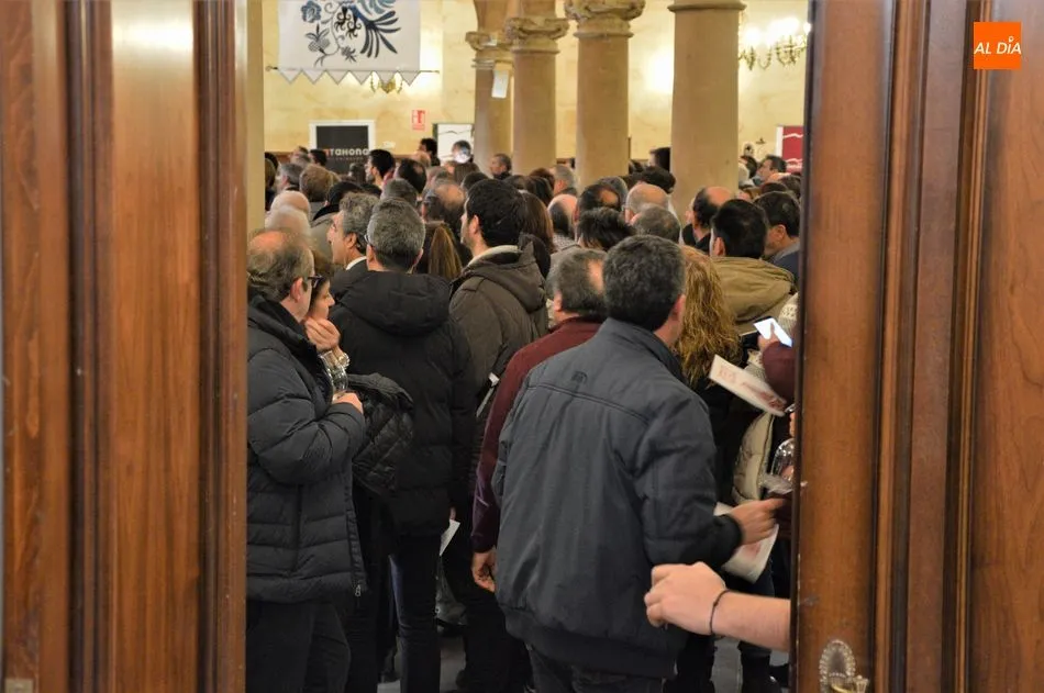 Foto 6 - La DOP Sierra de Salamanca presenta sus vinos en el Casino  