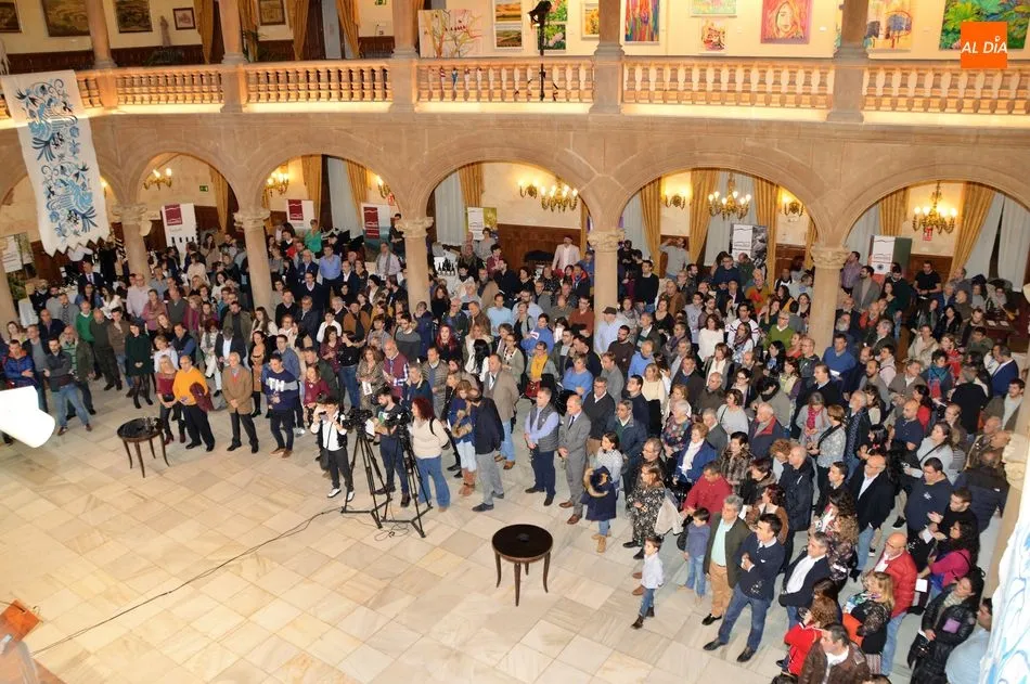 Foto 2 - La DOP Sierra de Salamanca presenta sus vinos en el Casino  