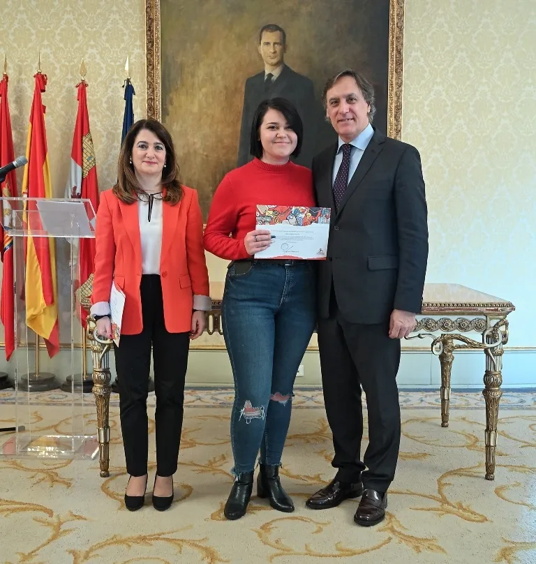 Foto 3 - El programa de fomento del talento se ampl&iacute;a con una visita al Centro Nacional de Investigaciones...