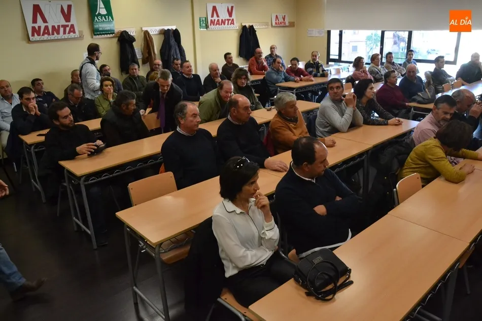Foto 7 - Asaja critica que se &ldquo;criminalice&rdquo; al sector ganadero cuando se habla del cambio clim&aacute;tico  