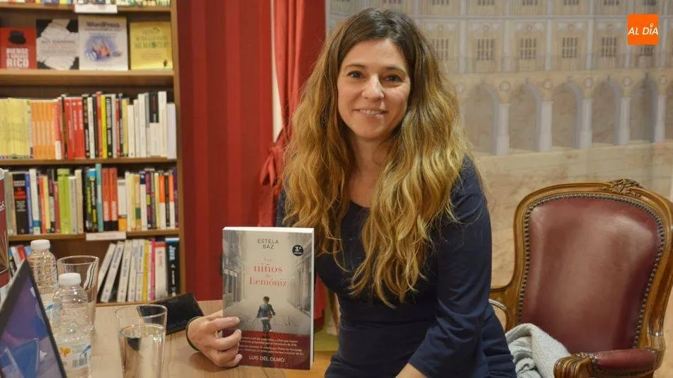 La escritora Estela Baz en un acto anterior en Salamanca. Foto de Lydia González