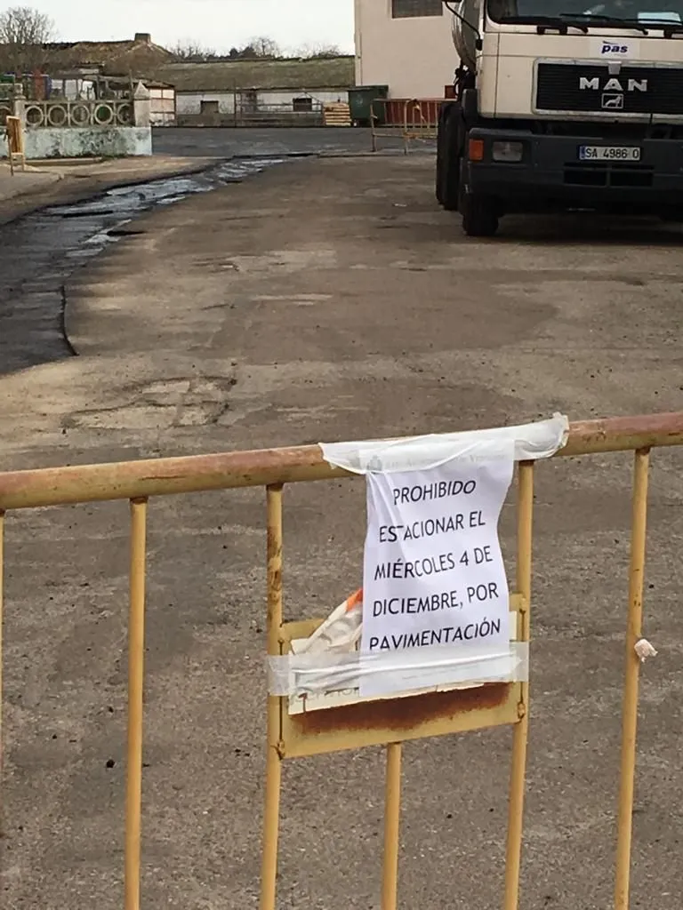 Foto 2 - Varios empresarios de Vitigudino se muestran molestos por no haber sido avisados de las obras en la ...