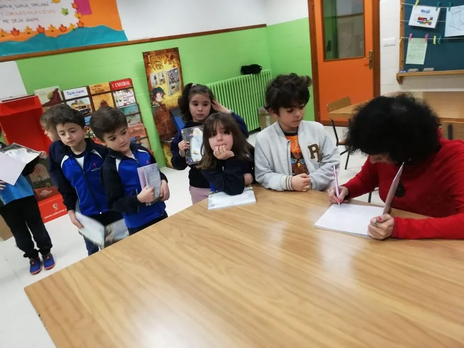 Foto 5 - Maristas fomenta la lectura entre los m&aacute;s peque&ntilde;os con sus &lsquo;Encuentros con escritores&rsquo;