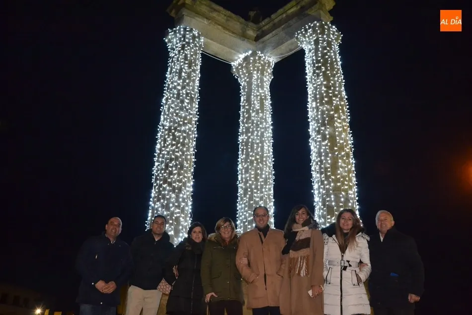 Ciudad Rodrigo inaugura la Navidad 2019 con el encendido de su ampliado alumbrado  