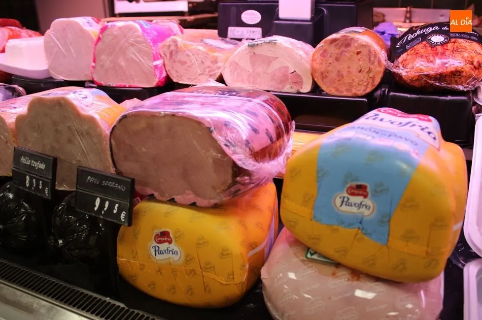 Foto 11 - La gastronom&iacute;a navide&ntilde;a llega con fuerza a Unide Market de Supermercados Cosme