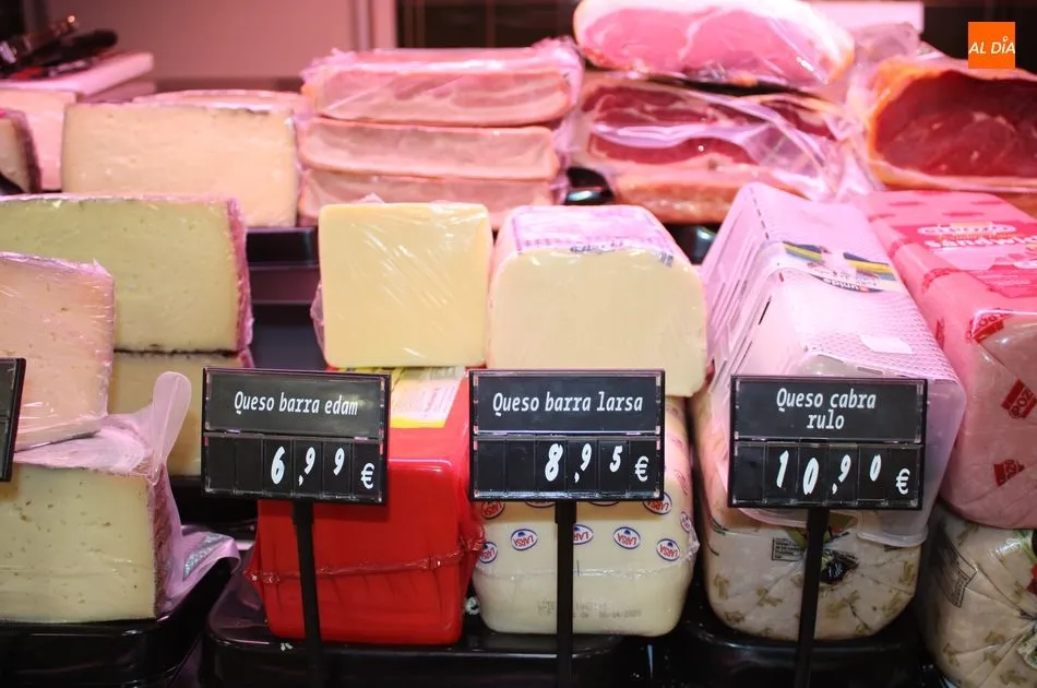 Foto 5 - La gastronom&iacute;a navide&ntilde;a llega con fuerza a Unide Market de Supermercados Cosme