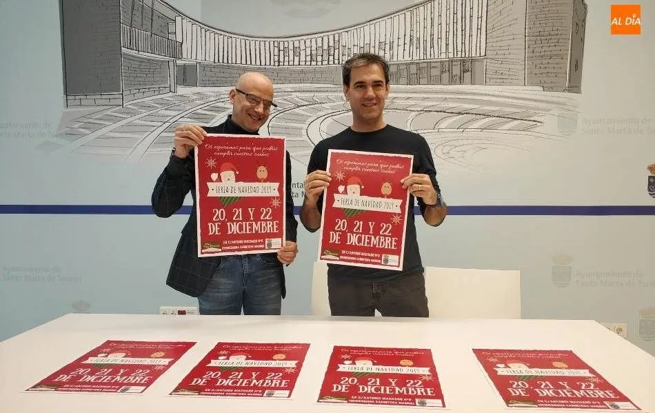 Foto 2 - Quince expositores, sorteos y Pap&aacute; Noel en la II Feria Navide&ntilde;a de Santa Marta