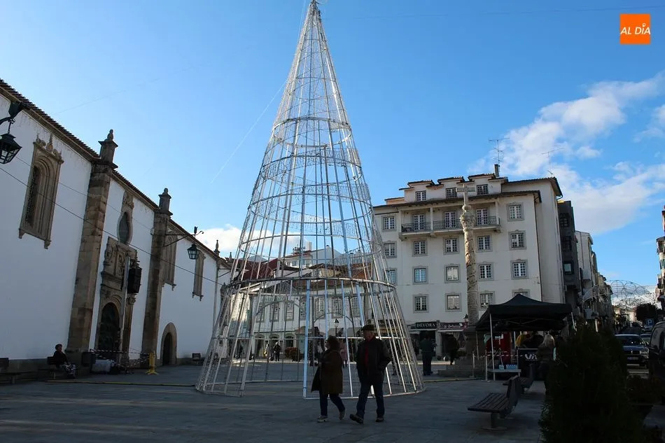 Foto 7 - Bragan&ccedil;a convoca a la fantas&iacute;a con su brillante Navidad  
