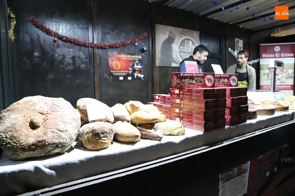 Foto 5 - El II Mercado de Navidad abre sus puertas en el Parque de la Alamedilla