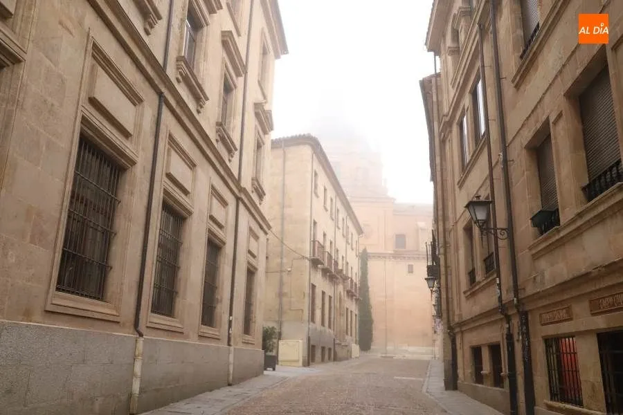 Foto 4 - La niebla se apunta al puente de la Constituci&oacute;n en Salamanca