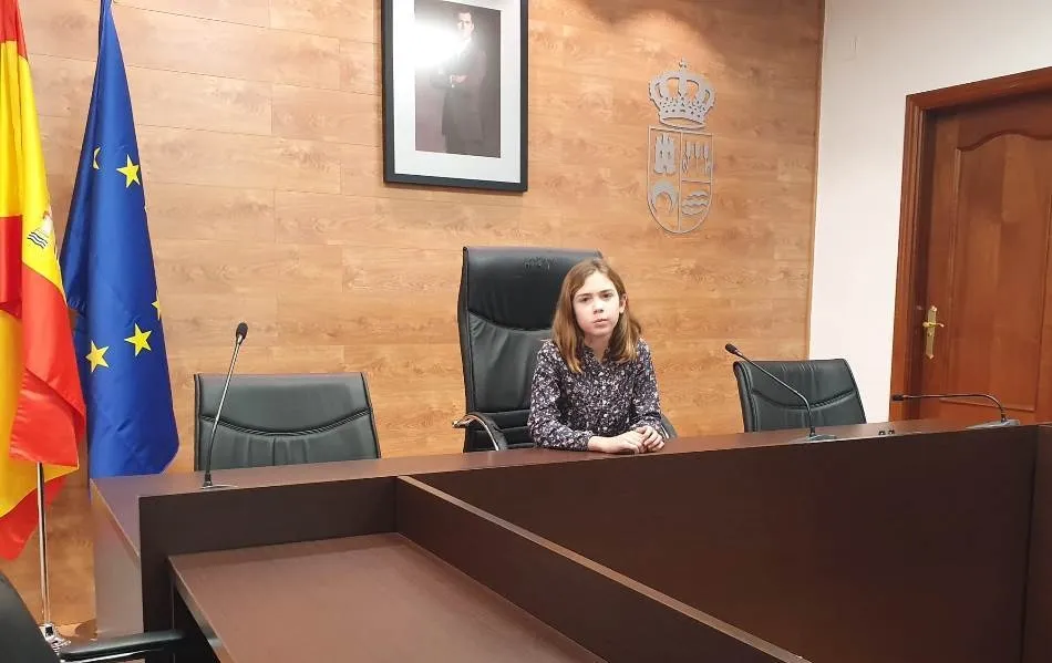 Foto 8 - El Ayuntamiento de Castellanos de Moriscos acerca la Constituci&oacute;n a los m&aacute;s peque&ntilde;os