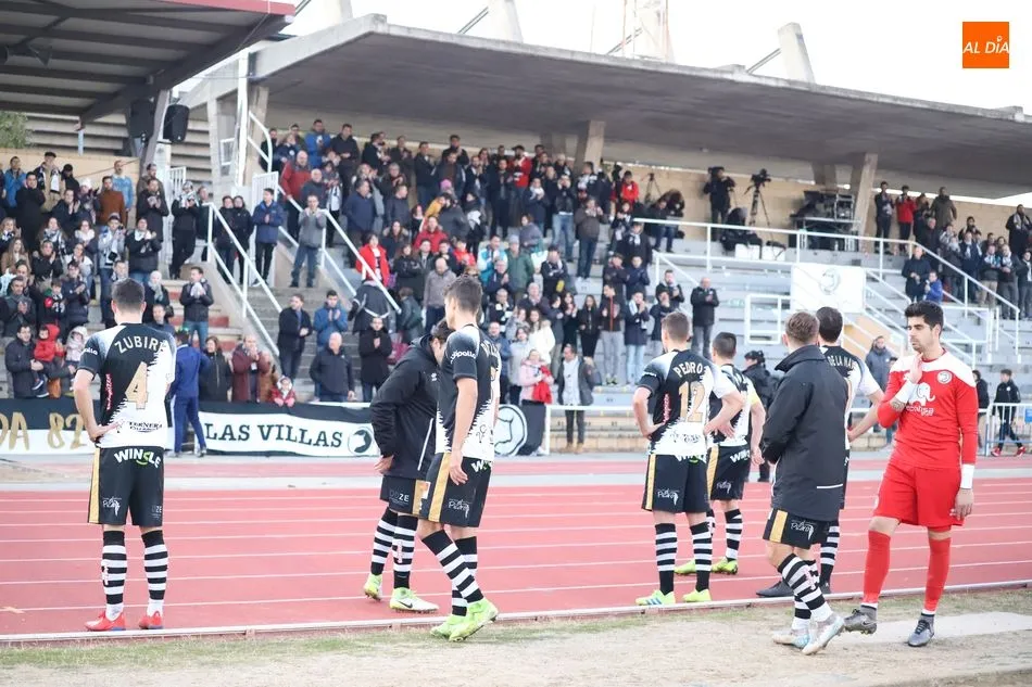 Foto 6 - Unionistas no rompe la igualdad contra el Real Valladolid B y suma un punto (0-0)