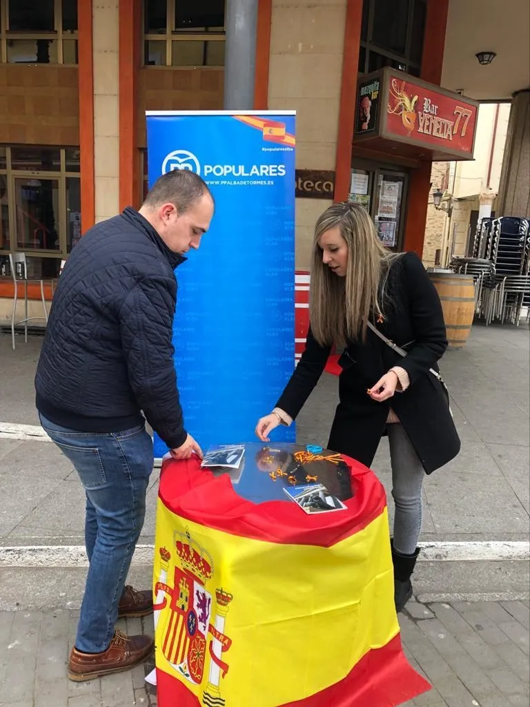 Foto 2 - El Partido Popular de Alba de Tormes celebra el D&iacute;a de la Constituci&oacute;n Espa&ntilde;ola