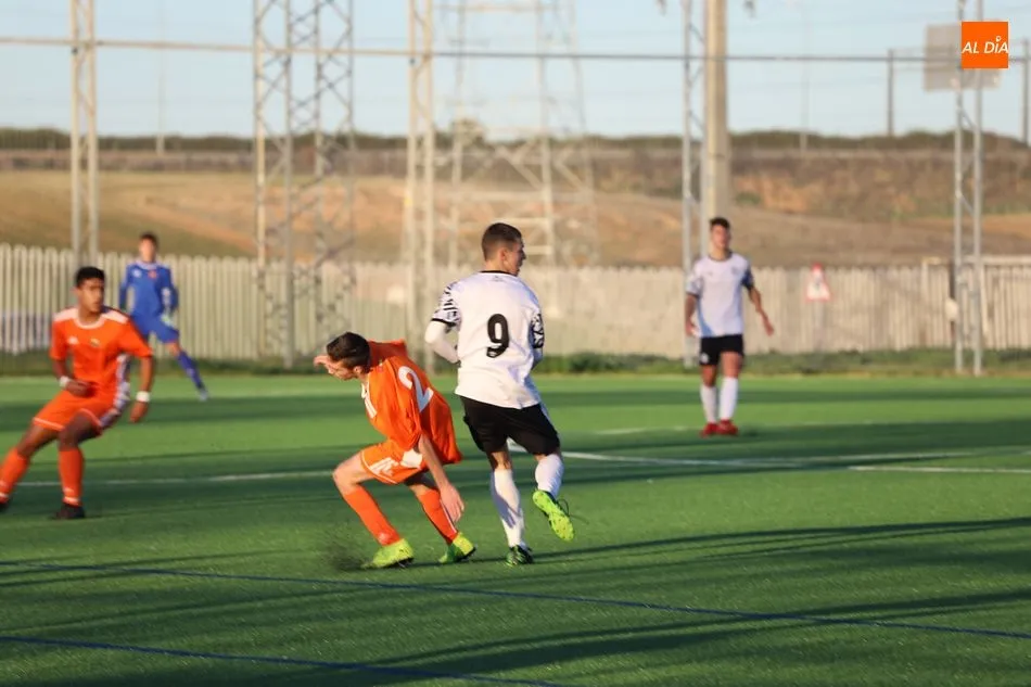 Foto 4 - Resultados, clasificaciones e im&aacute;genes del f&uacute;tbol base regional