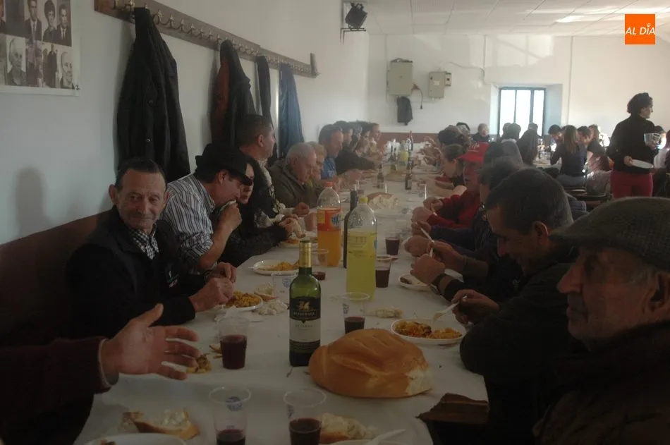 Foto 8 - La Matanza Tradicional de Escuernavacas reivindica la vida en los pueblos  