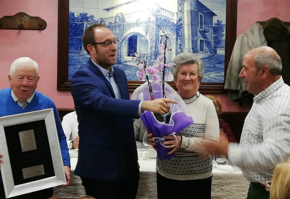 Foto 10 - Los Amigos de la Ilusi&oacute;n rinden homenaje a sus tres integrantes de mayor edad  